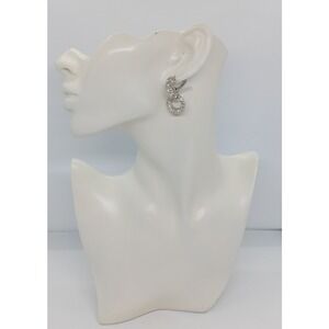 Sarah Coventry Silver Tone Textured Hoop Dangling Clip On Earrings Vintage Style